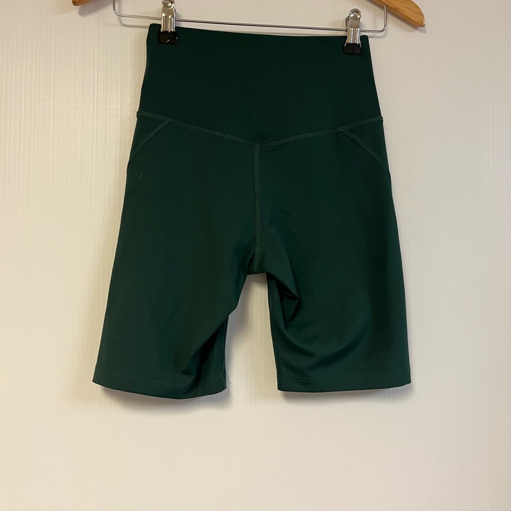 Girlfriend Collective Compressive High-Rise Bike Shorts – Moss Green Size XS - Picture 2 of 4
